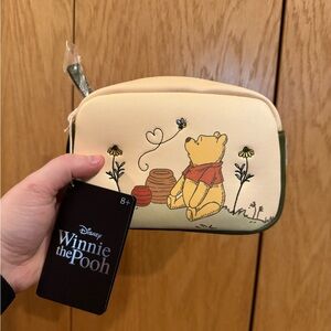 Loungefly Winnie the Pooh Cream and Green Pouch